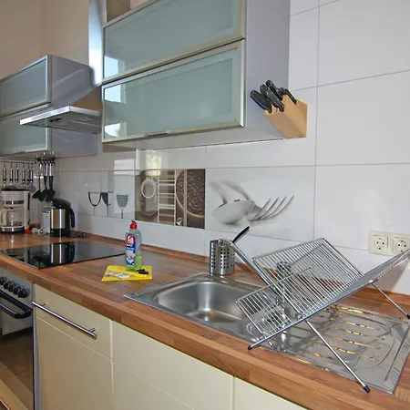 Apartment See-eck Im Zentrum Von Ahlbeck, Cleaning Included